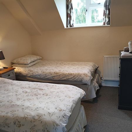 The Horse And Panniers Guest House. North Luffenham 외부 사진