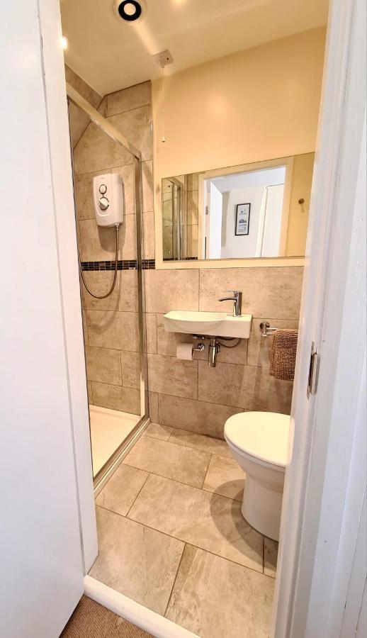 The Horse And Panniers Guest House. North Luffenham 외부 사진